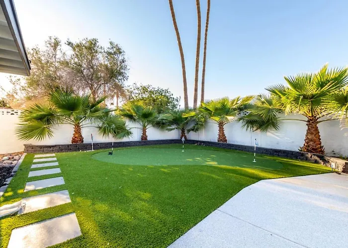 Luxury 4br Retreat Heated Pool, Mini Golf And Bbq *